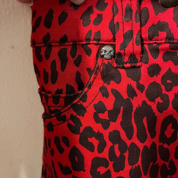 Tripp NYC- size L- red/black w/ suspenders pencil skirt, pockets. NWOT. - Picture 2 of 7